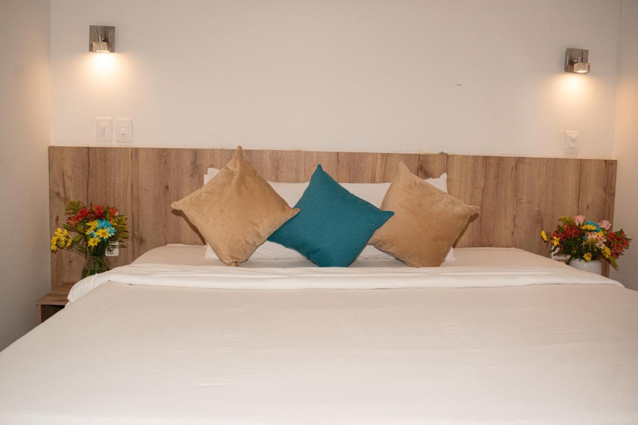Hotel Caribbean Cartagena Bagian luar foto