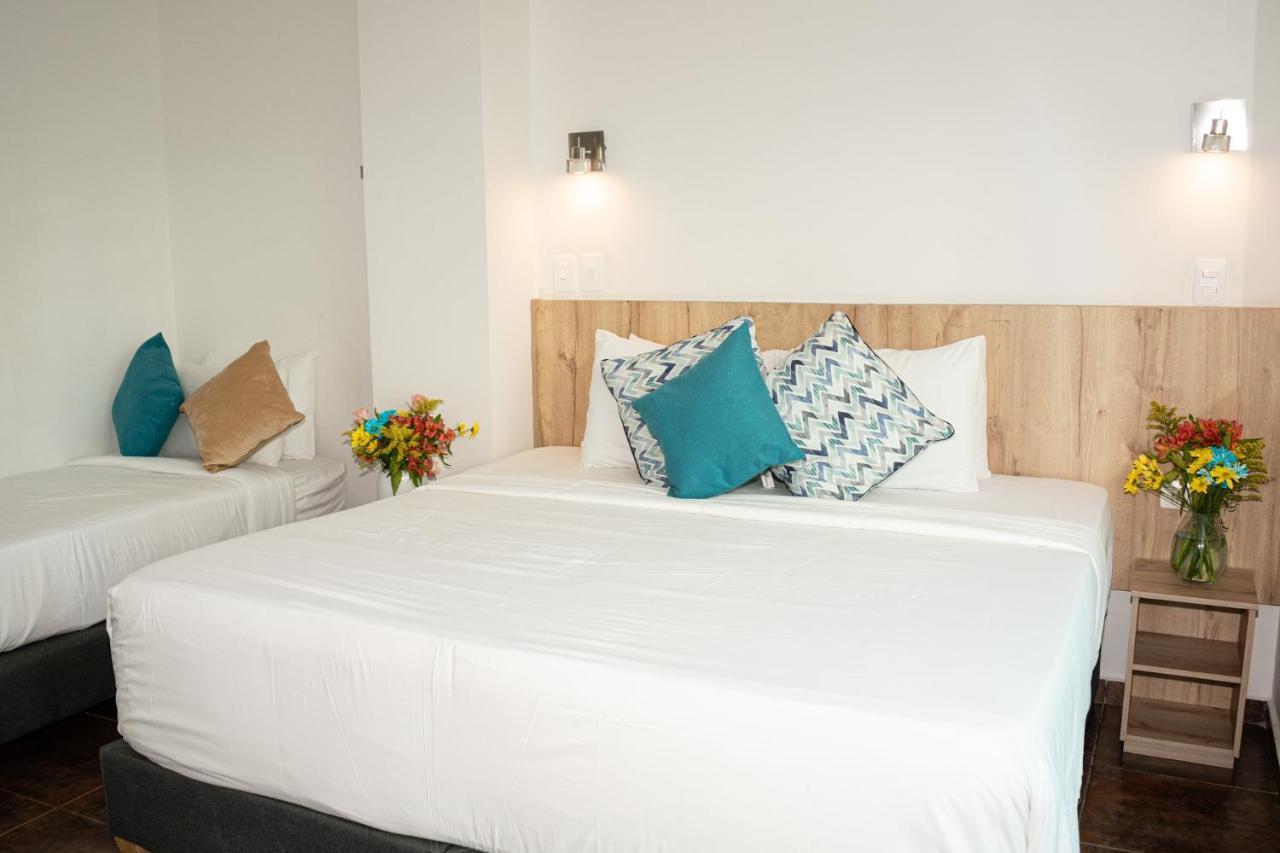 Hotel Caribbean Cartagena Bagian luar foto
