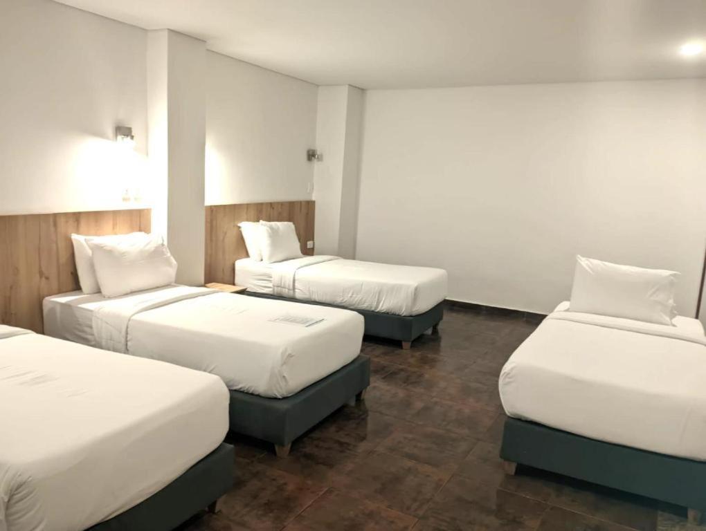 Hotel Caribbean Cartagena Bagian luar foto