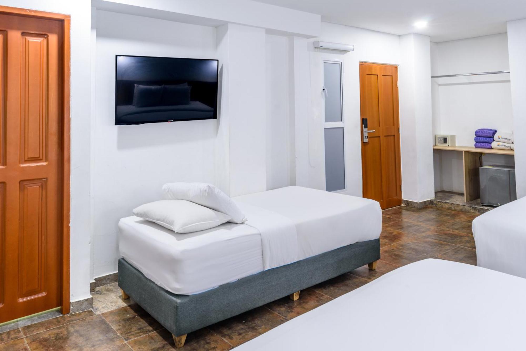 Hotel Caribbean Cartagena Bagian luar foto